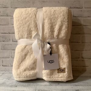UGG Snow Nisa Fleece Throw Blanket- 50” X 70”